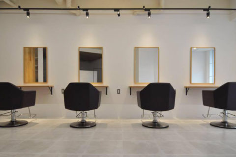 パーマリンク先: CUT